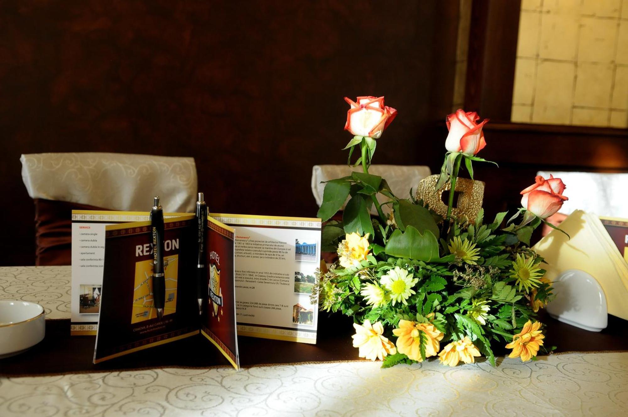 Hotel Rexton Craiova Luaran gambar
